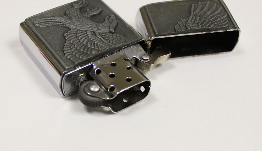Зажигалка Zippo с гравировкой &quot;Орёл&quot;, США (см. фото)