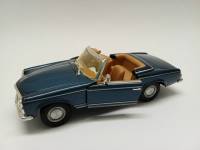 Модель авто 1:43 Mercedes Benz 280 SL hongwell 