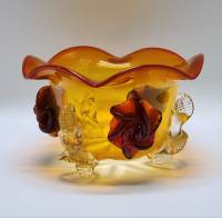 Ваза оранжевая на ножках цветное стекло гутная техника