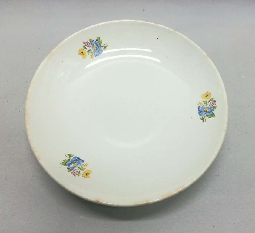 Фруктовница на ножке, Буди