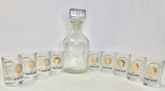 Графин штоф + 9 стопок 