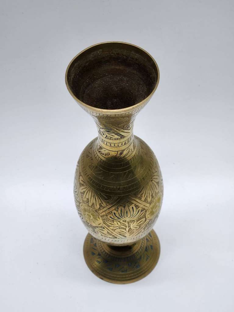 Ваза латунь Индия высота 26,5 см