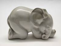 Статуэтка Спящий Слоник фарфор ЛФЗ 70-е СССР автор П. П. Веселов