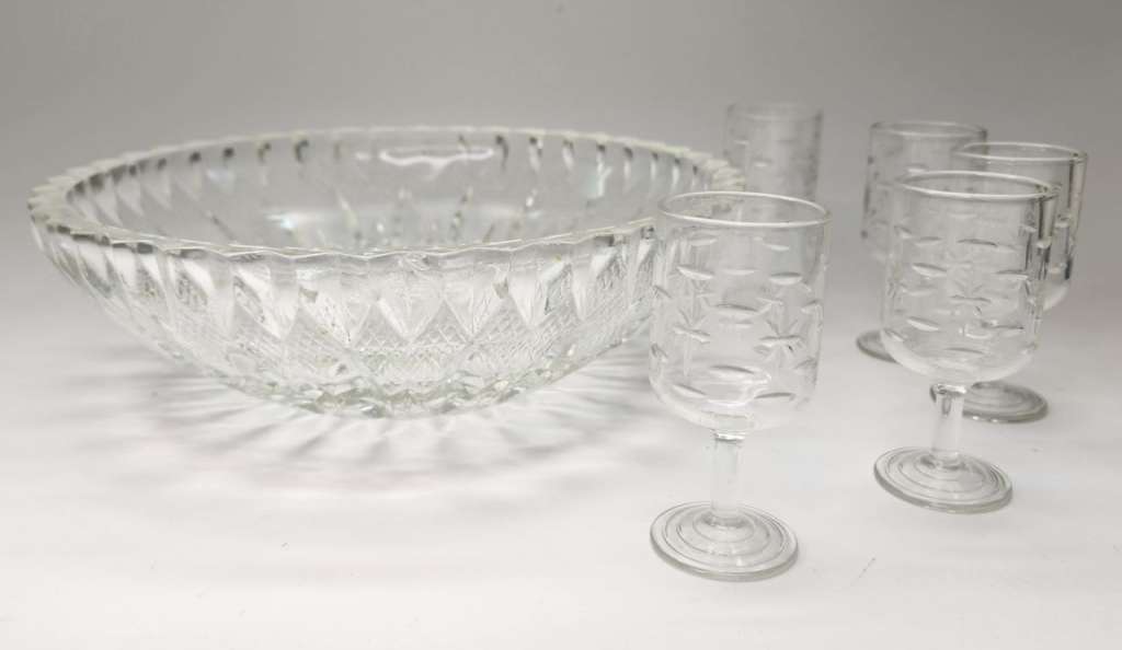 Салатник и 5 рюмок хрусталь СССР