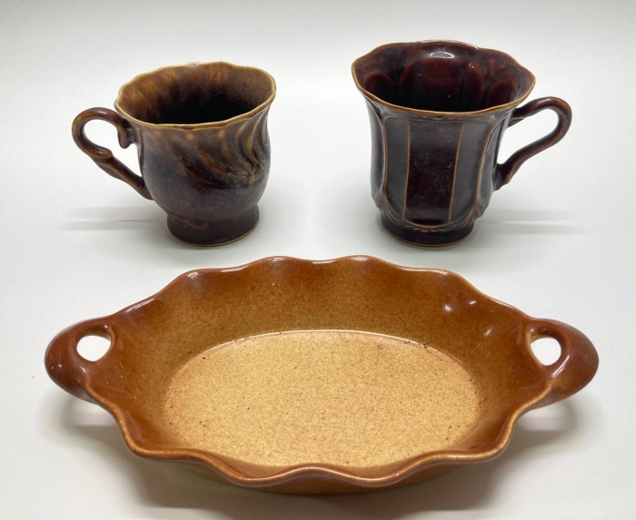 Блюдо + 2 кружки, керамика
