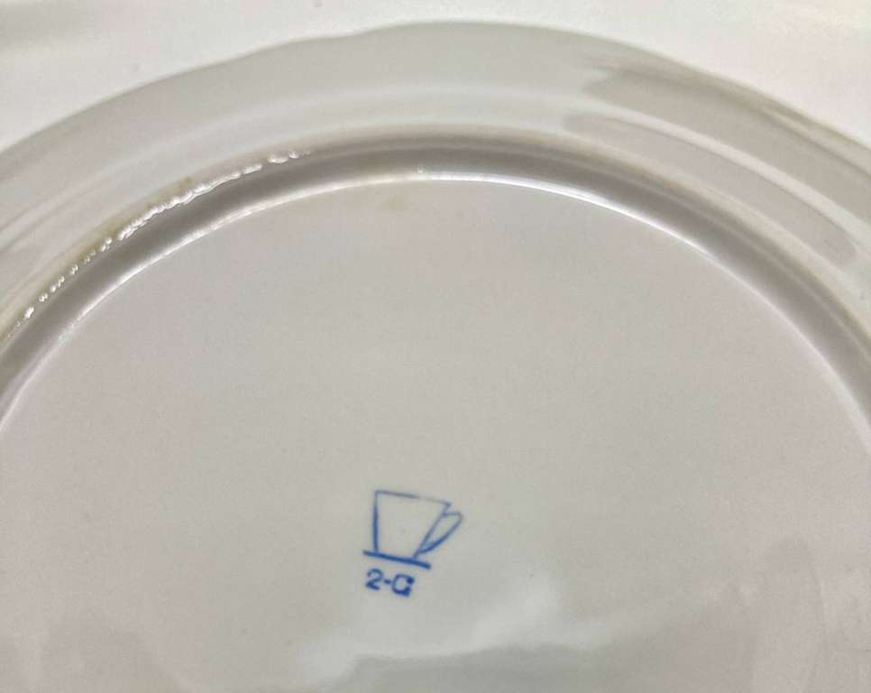 Блюдо + кофейник + салфетница, фарфор