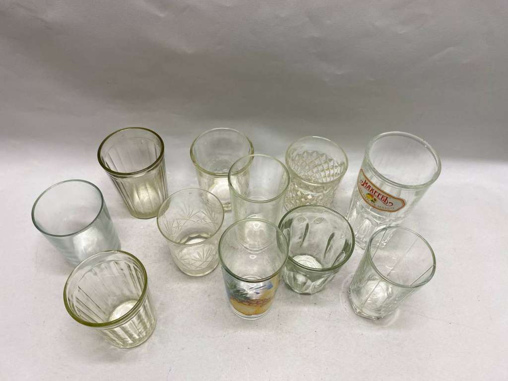 Стаканы разной формы 11 шт