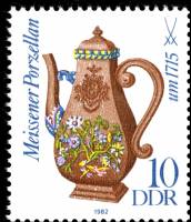(1982-002) Марка Германия (ГДР) "Кофейник"    Мейсенский фарфор II Θ