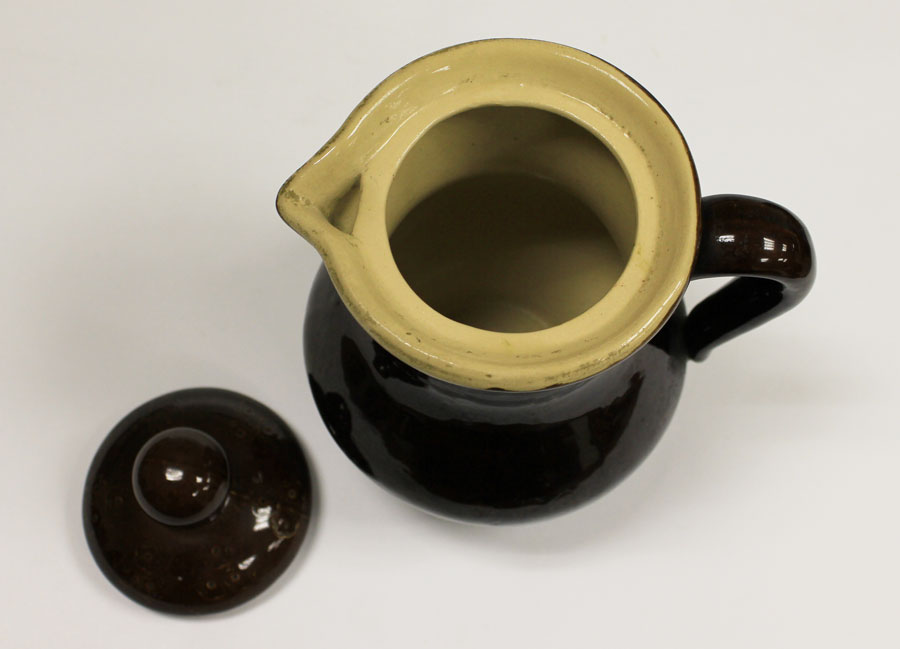 Кувшин с крышкой, глазурованная керамика (состояние на фото)