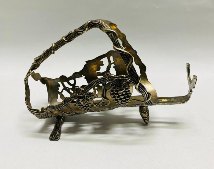 Подставка под вино кованная, Виноградная лоза металл