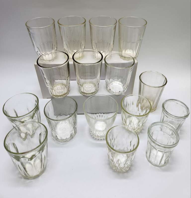 Стаканы 16 штук стекло с толстым дном