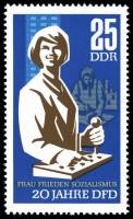 (1967-013) Марка Германия (ГДР) "Телефонистка"    Женский союз III Θ