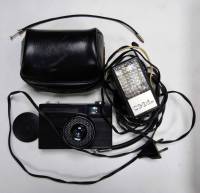 Фотоаппарат плёночный Вилия  Объектив Триплет Т-69-3 + вспышка СЭФ-3М СССР  Футляр