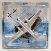 Легендарные самолеты модель ИЛ 14 в коробке блистере без журнала