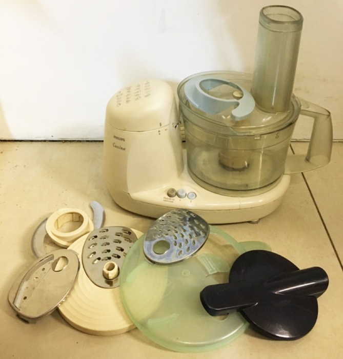 Кухонный комбайн Philips Сucina (сост. на фото)