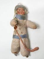 Елочная игрушка Хоккеист ретро СССР вата папье-маше нитки