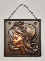 Панно чеканка на цепочке СССР 15х15 см портрет девушки