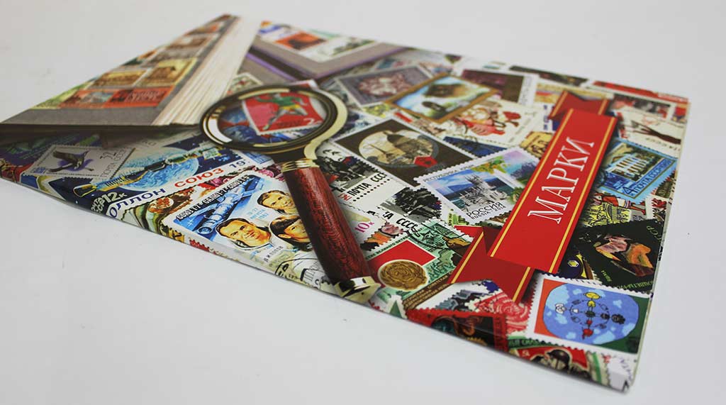 Альбом-планшет для марок на 3 разворота с белыми листами. Производство Россия