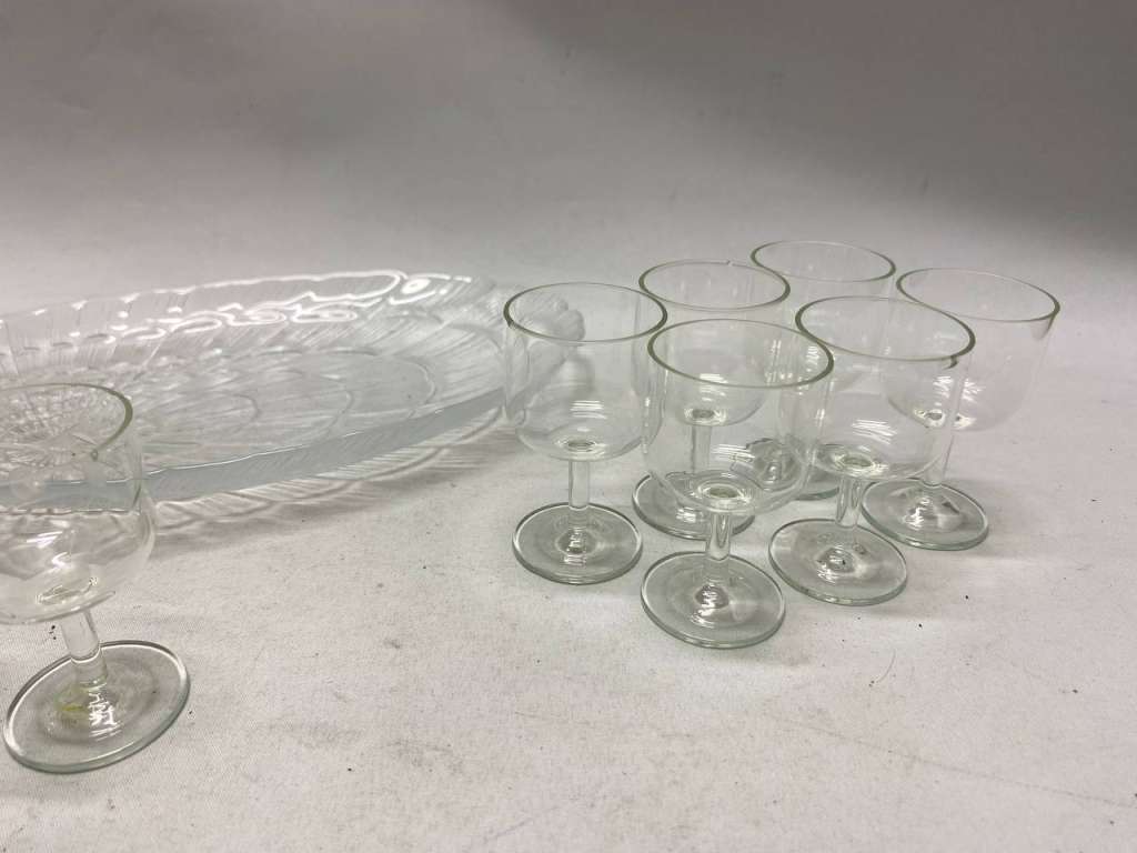 Набор стопки 9 шт и селедочница