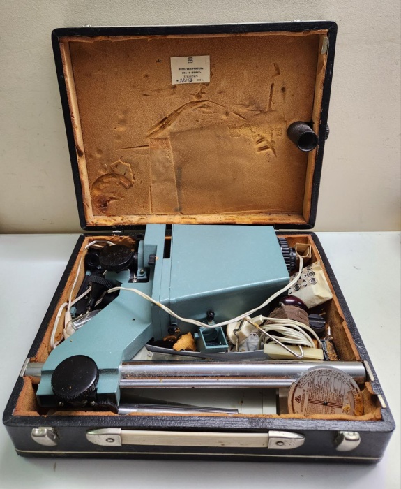 Фотоувеличитель УПА 6-Е Зенит в кейсе