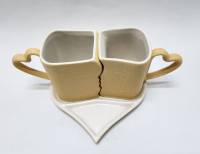 Кружки 2 шт на подносе Поцелуй Пара влюбленных керамика (сост. на фото)