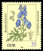 (1982-033) Марка Германия (ГДР) "Борец клобучковый"    Ядовитые растения III O