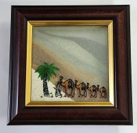 Сувенир ОАЭ 7 песков из 7 эмиратов песчаные барханы в рамке (сост. на фото)