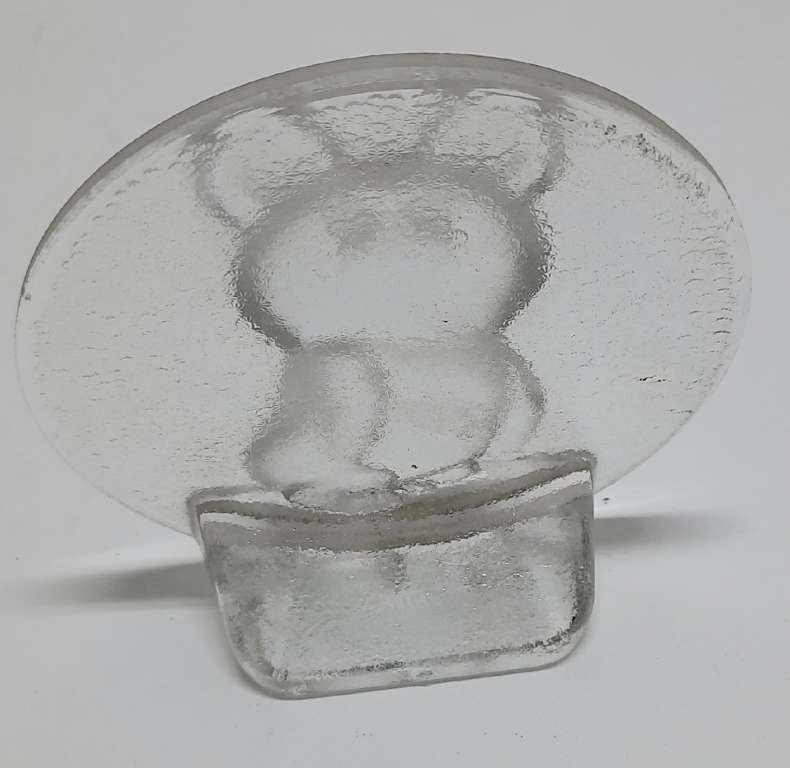 Настольный сувенир &quot;Олимпийский мишка&quot;, стекло, д-8 см., СССР (сост. на фото)