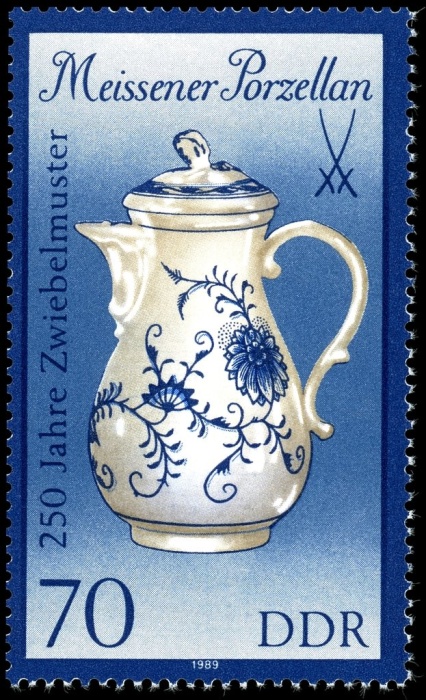 (1989-028) Марка Германия (ГДР) &quot;Кофейник (1745)&quot;    Мейсенский фарфор II Θ