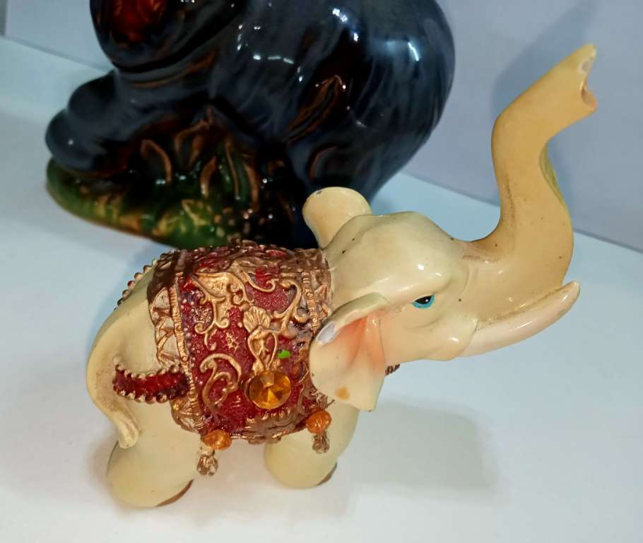 Набор статуэток Слоны (2 шт) керамика полиакрил стразы (сост. на фото)