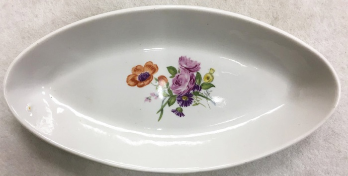 Блюдо для закусок, керамика (сост. на фото)