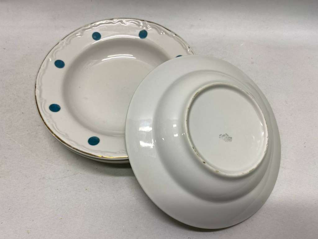 Тарелки суповые Красный фарфорист 4 шт