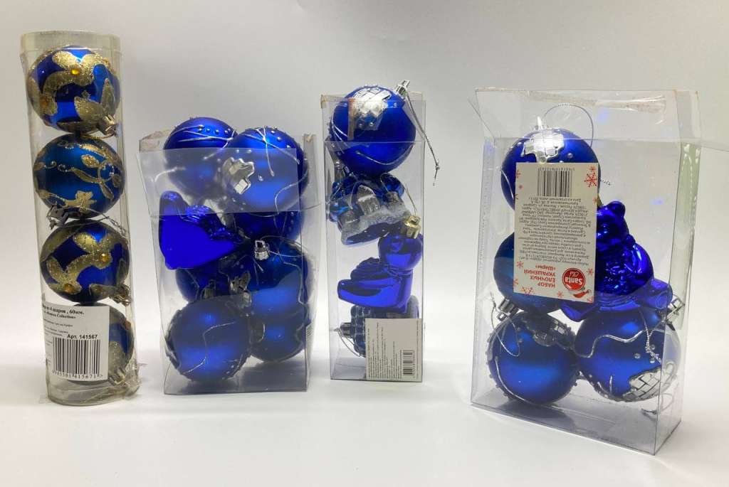 Ёлочные игрушки 4 набора + гирлянда