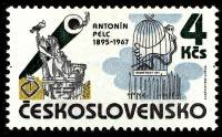 (1985-028) Марка Чехословакия "Голубь в клетке"    Художник как боец сопротивления III Θ