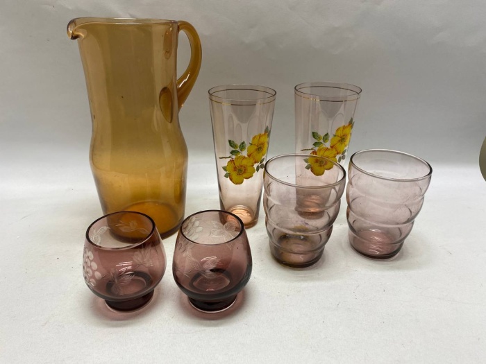 Стакан 6 шт и кувшин, цветное стекло