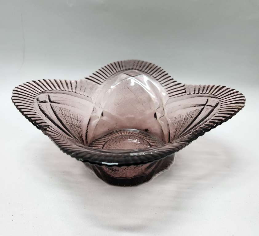 Салатник конфетница цветное стекло 19х19х7 см СССР