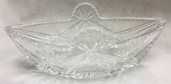 Конфетница стеклянная (сост. на фото)