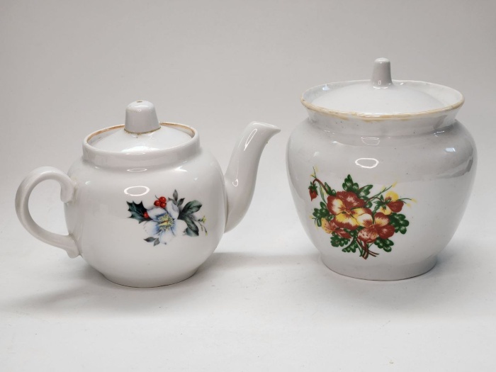 Сахарница Городница и Чайник Дулево