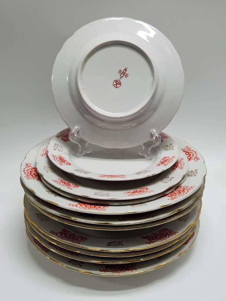 Тарелки Дружковка СССР 11 штук Столовый сервиз