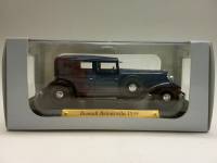 Модель авто 1:43 Renault Reinastella 1934 в коробке без журнала