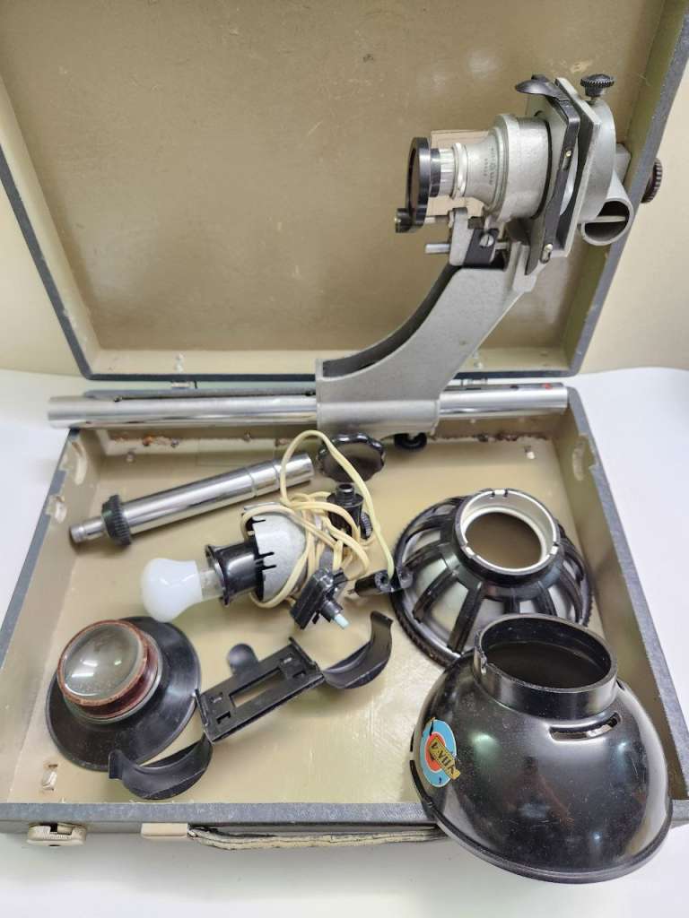 Фотоувеличитель УПА 4 в кейсе СССР