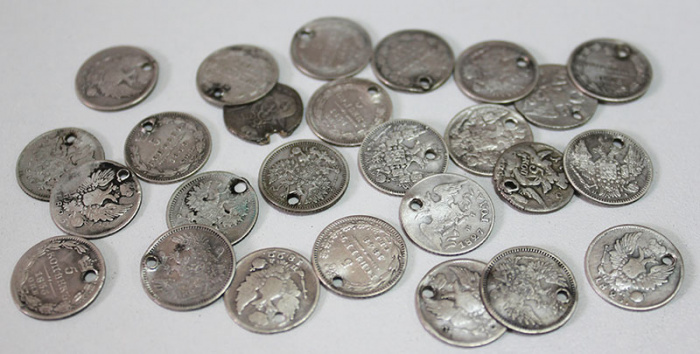 Набор монет Российской Империи 5 копеек, 1826-1908гг, 26 штук (с дыркой, состояние на фото)