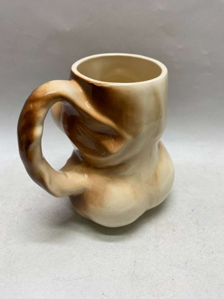 Пивная кружка керамика женская фигура