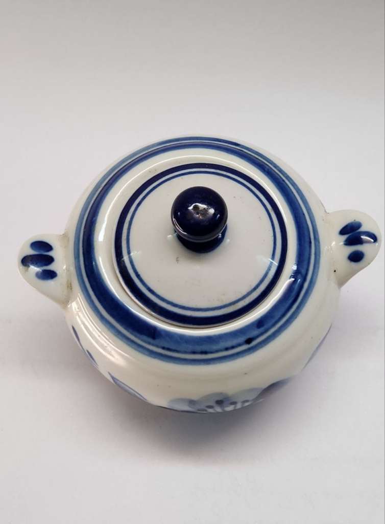 Сахарница небольшая Гжель