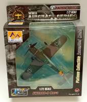 Модель самолет 1:72 FW190D-9 Dora с желтой и красной полосками на хвосте в коробке блистере