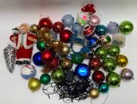 Ёлочные игрушки 43 шт + гирлянда рабочая + Санта Клаус + 2 подсвечника