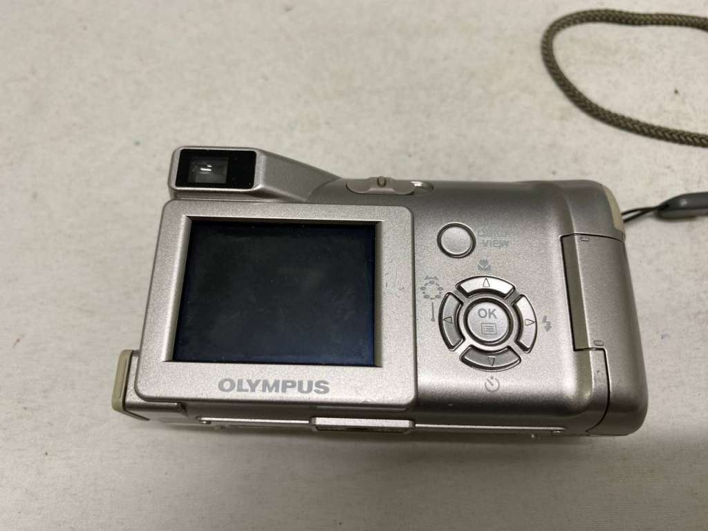 Фотоаппарат OLIMPUS С-310 рабочий