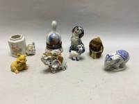Фарфоровые сувениры 7 фигурок, шкатулка и подставка