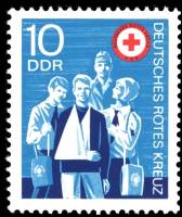 (1972-065) Марка Германия (ГДР) "Доктора"    Красный Крест ГДР III O