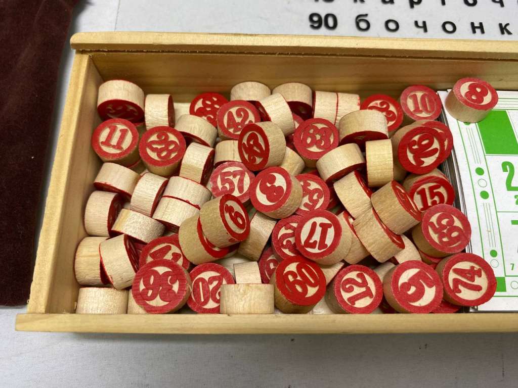 Лото в деревянном футляре
